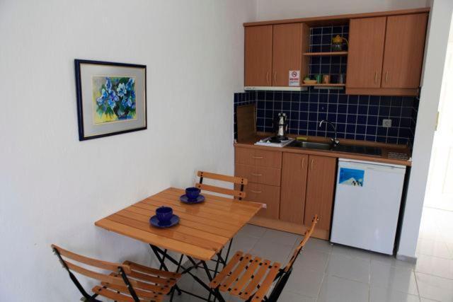 Emelce Apart Bodrum Esterno foto